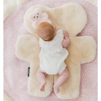 Peau de mouton Tapis Ours / Ourson plat FLATOUTbear - Baby milk