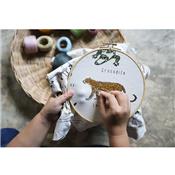 Kit créatif broderie School Poster - Wild Animals